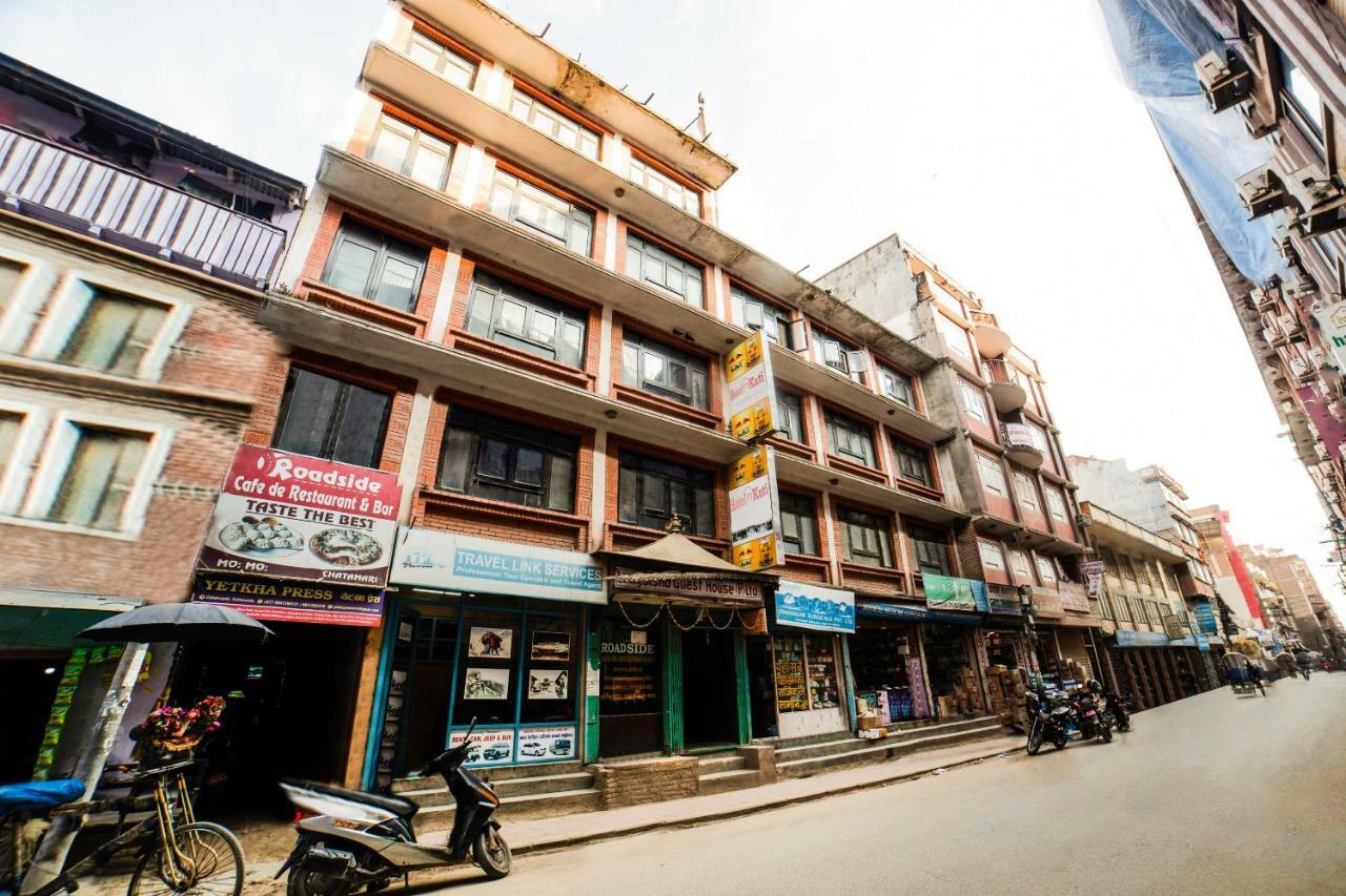 Hotel Kuti - Kathmandu Buitenkant foto